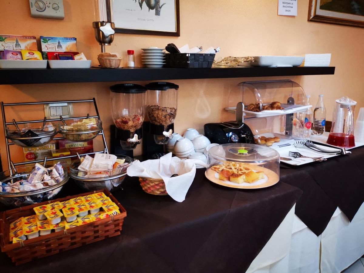Osteria Dei Locandieri 아바디아산살바토레 외부 사진