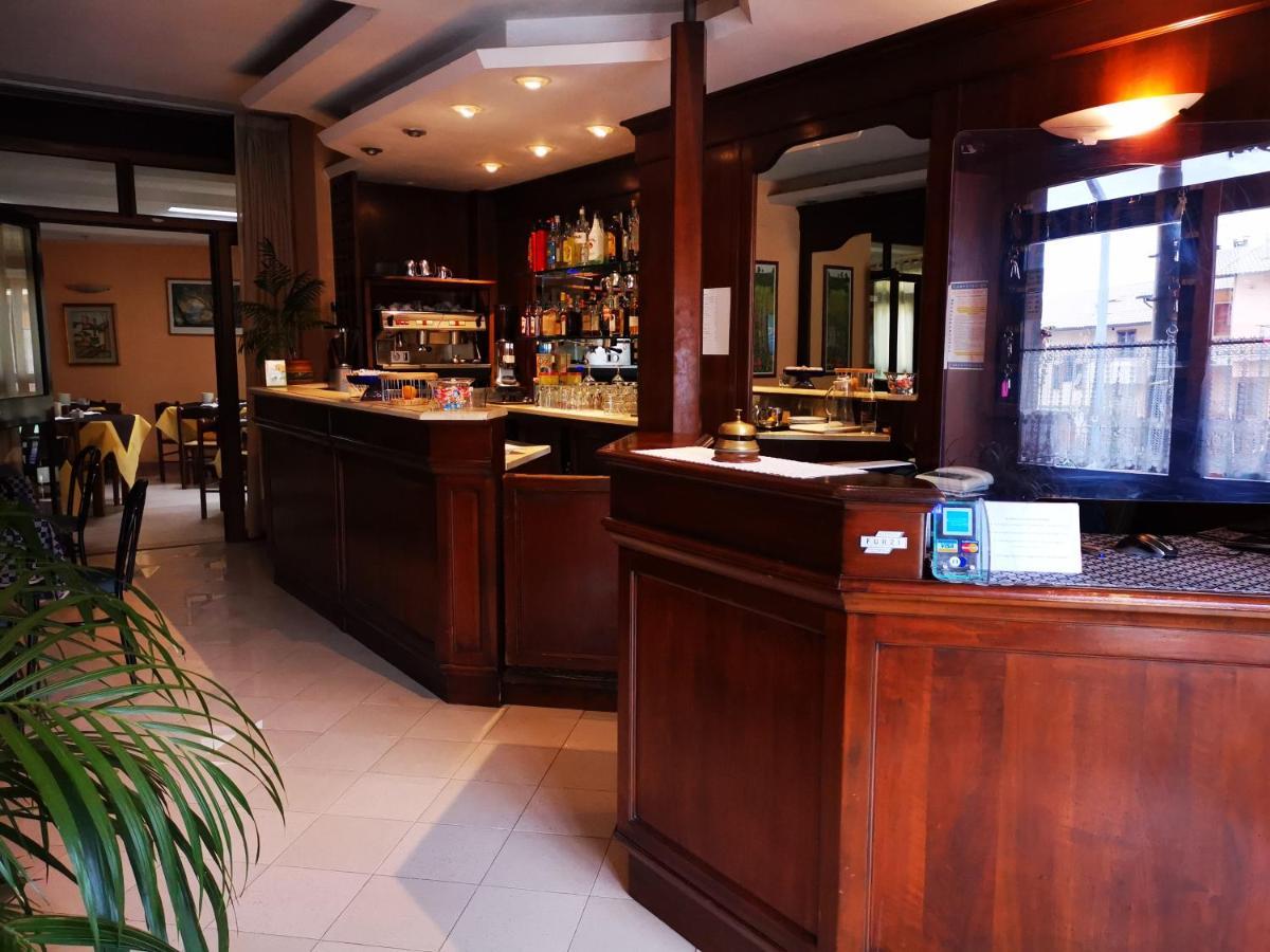 Osteria Dei Locandieri 아바디아산살바토레 외부 사진