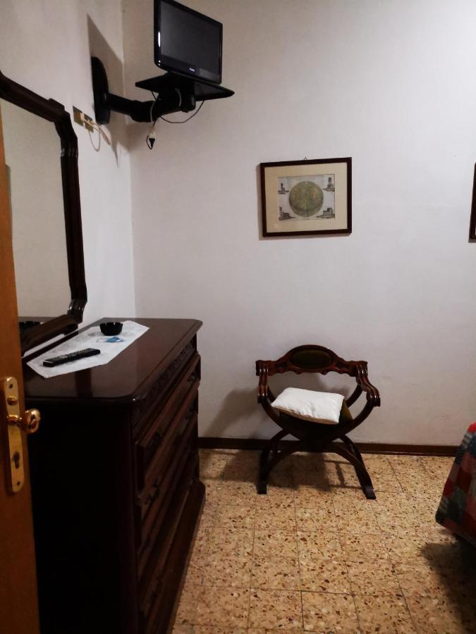 Osteria Dei Locandieri 아바디아산살바토레 외부 사진